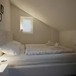 Hideaway & Sarajevo