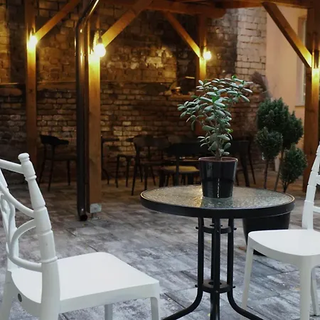 Hideaway Rooms&apartments