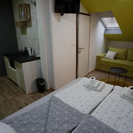 Hideaway & סראייבו