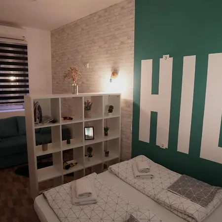 Hideaway & * Сараево